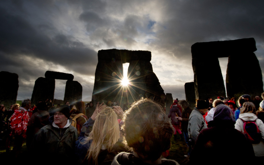 Transcending into the New Age: The Grand Conjunction of the Great Winter&nbsp;Solstice